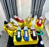 Tasarımcılar Süet Gazelles Sıradan Spor Ayakkabıları 2022SS İşbirlikçi Koleksiyon Tasarımcı Lüks Eğitmenler Erkekler Kadın Nakış Spor ayakkabıları Kabartma Üst Kauçuk taban