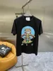 23SS Bear Print Herr T-shirts med rund hals Lyxmärke T-shirts Designer Man Dam V4 T-shirt Sommar Andas Kort ärm