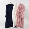 Accappatoio da donna per coppia Accappatoio in crêpe di garza Solido 100% cotone a maniche lunghe con scollo a V Kimono da sposa Sleepwear Plus Size Vestaglia 220830