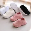 First Walkers Sneakers Scarpe per bambini Antiscivolo Soft Bottom Baby Sneaker Casual Flat Bambini Taglia Ragazze Ragazzi Sport 220830