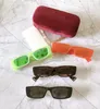 2022 Gafas de sol de diseñador de moda Gafas clásicas Gafas Gafas de sol de playa al aire libre para hombre Mujer 6 colores Marco cuadrado rectangular pequeño opcional con caja original