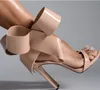 Sandalo femminile Teli di moda Scarpe da donna di grandi dimensioni Girls a tacco alto chiuso a fila grande stilet