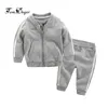 Kledingsets Herfst Mode Babymeisje Kleding Katoen Met Lange Mouwen Effen Rits Jasbroek 2 Stuks Bebes Trainingspak Baby Boy kleding Set 220830