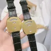 Горячие роскошные женщины мужчины Quartz Watch Grip Design Подличный кожаный знак логотип часовой часовой минута мино