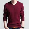 Мужские рубашки моды мужской свитер вершина V-образного вырезка с длинным рукавом. Пуловой осенний рубашка Мужские свитера вязаные кашемирные шерсть тянет идеальные подарки Homme Homme