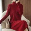 Sıradan Elbiseler Estetik Maxi Sweater Elbise Kadınlar Kış Gevşek Kadın Çöp Uzun Vintage Örme Bodycon Kore Moda Beyaz 220831