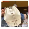 Loews 2022 حقيبة نساء مصمم الكتف حقائب يد واحدة بالون نكهة قوية J