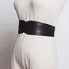 Cinturones PU Cuero Asimétrico Black Black ancho Personalidad Largo Personalidad Mujeres Tide de moda All-Patch Spring Summer 2022 Multicolor