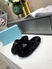 Designer Luxury Flat Fur Slides Sandals Warm Wool Slippers Enameled Triangle Crossover Women Shoes Winter Indoor Slipper Fashion Soft Shoe