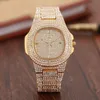 Topp Mens Ladies Gold Watch Sale H￶gkvalitativ elegant lyx Brand2022 modedesigner Automatisk kalender rostfritt st￥l diamantklockor f￶r WO