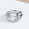 Classic Ring for Women Inlaid White Crystal Color Zircon Fashion Hip Hop Jewelry Accessories Banquet Party Gift251V