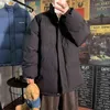 Мужские куртки M-3XL Корейская мода Мужчина Зимняя ветропроницаемая Ужигание Парка Японская уличная одежда Негабаритная теплой подкладка L220830