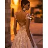 Свадебные платья с линией кружевные 3D цветы аппликация без бретелек -пляж Boho Boho свадебные платья с кристаллами