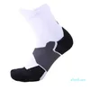 Nouveaux hommes professionnels Femmes Sports Socks Breffable Running Fitness Basketball Cycling Compression