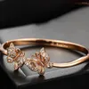 Bangle Exqusitive Women armband met vlinderontwerp 18k Rose Gold Gevulde charme Vriendin Verjaardagsgeschenk kan openen