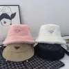Luxurys designers Bucket Hats Faux mink fur temperament female autumn and winter buckets letters temperament fashion good nice hat