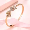 Bangle Exqusitive Women armband met vlinderontwerp 18k Rose Gold Gevulde charme Vriendin Verjaardagsgeschenk kan openen