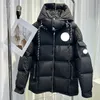 Mariveles Mens 2023 Down Coats Puffer Jacket Designer broderad Badge Womens årsdag Winter Jackets Franska varumärkesjackor