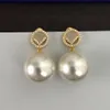 Fashion Brand Womens Earring Studs With Pearls F Designer Women Ear Rings Party Suit Luxury Wedding Jewelry Premium Jewelrys