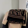 Halsdukar vinter dubbelsidig halsduk kvinnor kashmir varm pashmina foulard lady häst tjocka mjuka sjalar wraps317s