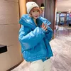 Femmes Vers Le Bas Vêtements D'hiver Femmes Bonbons Couleur Grand À Capuche Court Chaud Coton Rembourré Veste Streetwear Solide Parkas Femme Manteau Femme Hiver