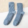 Hiver corail polaire épaissi tube moyen chaussettes hommes femmes Simple couleur unie en peluche chaussette intérieur chaud sol chaussettes maison pantoufles