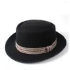 Beret Fashion Men Women Wool Pork Pie Hat z Ribbon Retro Flat Trilby Wide Brim Boater Fedora Jazz Size 58cm