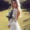 Abito da sposa a maniche lunghe in pizzo con fuga d'amore Abiti da sposa senza schienale sexy Country Forset Fairy Vestidos De Novia 2023 Abiti da sposa Boho Beach