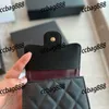 Women Luxury Mini Designer Wallet Bag Matelasse Caviar Leather Equilted Classic Flap Propostoile Card حامل خمر قابض الأزياء المحفظة بمفتاح Pouchtes Multi Pochettes