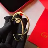 Изысканный модный 18-километровый золотоизвестный серьги в дизайне дизайна бриллиантовых серьгов роскошные дизайнерские ювелирные украшения премиум-подарки