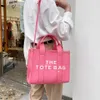 The Tote Bag Marc Womens Mens Designer محافظ عطلة نهاية الأسبوع القابض بالجملة Nylon Pu Square الفاخرة ذات السعة العالية على الكتف الكتف حقائب Crossbody Woman Bucket