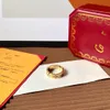 Stamp Love Ring Gioielli Luxury Rings Rings Women Charms inossidabile Forniture per matrimoni Bianco Bianco 18K Oro Rinestone non tradizionale