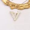 Projektant broszka luksusowe złoto-spłaty broszki mody biżuteria dziewczyna perłowa diament broszka premium para akcesoria na przyjęcie weselne