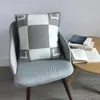 Coussin de qualité avec lettres Brand Oreiller décoratif Luxury Designer Cushion Cushions de mode Inner Covers de coton DÉCOR HOME