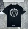 Märke ch mode mens t shirts designer hästsko blommor tees sommar man kvinnor kors t-shirts unisex topps skjorta sanskrit brev tshirts lyx pojke hip hop tröja vpkt