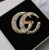 Brand Luxurs Design Broch Women Crystal Rhinestone G Letras Broches Pin Pin de moda Joya de joyería Accesorios de decoración