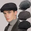 Basker f￶rtjockad ull ￥ttonal hatt vinter k￤nde retro sboy vintage sillben tweed hane caps man stor storlek basker