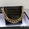 Portable Armpit Bag Fashion Handbags Crocodile Pattern Women Shoulder Bags Coarse Chain Metal Letter Magnetic Buckle Cell Phone Pocket Ladies Clutch Purse Wallets