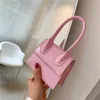 Tote Bag Factory Wholesale and Retail Red in Summer Makeup Sprg Mi h Net Red Diagonal Sgle Shoulder Small Square Purse