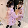 Piumino 3 10 anni Ragazze Moda Giacche lunghe per l'inverno Parka spesso e caldo Tuta da neve Simpatico orso Capispalla per bambini con cappuccio 221130