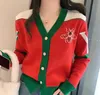 Chandails pour femmes Automne Hiver Nouvelle Couleur Correspondant Vert Cardigan Boutons Femmes Pull Casual Col En V À Manches Longues Bouton Haut Lâche Veste Tricotée