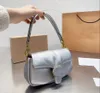 Sac à bandoulière pour femmes de haute qualité Sacs de créateurs de luxe Sacs à main Oreiller Tabby Soft Véritable Sac à bandoulière en cuir véritable