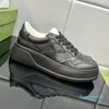 Designer-Kleiderschuhe, Mode, lässiger Damen-Schnür-Designer-Sneaker, 100 % Leder, weiß, schwarz, Damen-Fitnessstudio, dicker Boden, Trainer, Plattform, Damen-Sneaker, große Größe