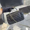 CC Çantalar Lüks Marka Omuz Kadınları CO Metal TOTE TOTE Klasik Mini Flep GHW Crossbody Square Debriyaj Çantası PO ile