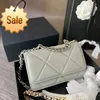 Sacs à bandoulière simples de créateurs de marque de luxe pour femmes, sac à bandoulière à chaîne tricolore en forme de diamant assorti, sac en cuir de mouton texturé, vente directe d'usine