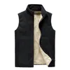 Gilet da uomo 8XL Uomo Gilet nero caldo Abbigliamento Gilet senza maniche da uomo Giacche Gilet moda invernale Gilet uomo in cotone imbottito Gilet cappotti 221202