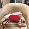 Ледика качество сумки с камерой Marc M Letter Leather Designer Women Women Wide Plound Strap Crossbody Bags Color Match Single Messenger Bag 220211