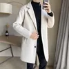 Mélanges de laine pour hommes 2023 Fine Version coréenne masculine de longueur moyenne Casual Slim Couleur unie Tendance Style britannique Mode avec Trench Coat Laine 221201