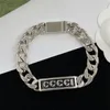 Män designer armband mode kedjor silver rostfritt stål kvinna breda armband med bokstav Bracciale Uomo Man Jewelry Hand Chain277y