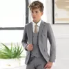 Abiti da uomo Blazer Bianco Completo da ragazzo Bambini 3 pezzi per matrimoni Bambini Abito formale Ragazzi Tuxedo Giacca Pantaloni Gilet Cravatta 221201